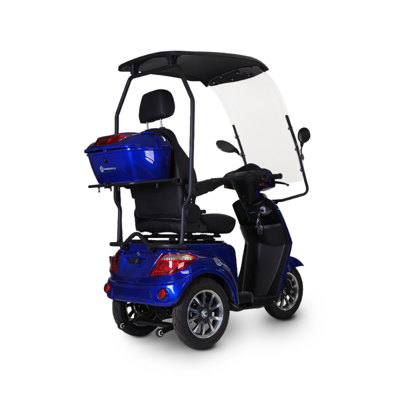 life-3-blue-z-daszkiem-skos-tył-2-z-tłem