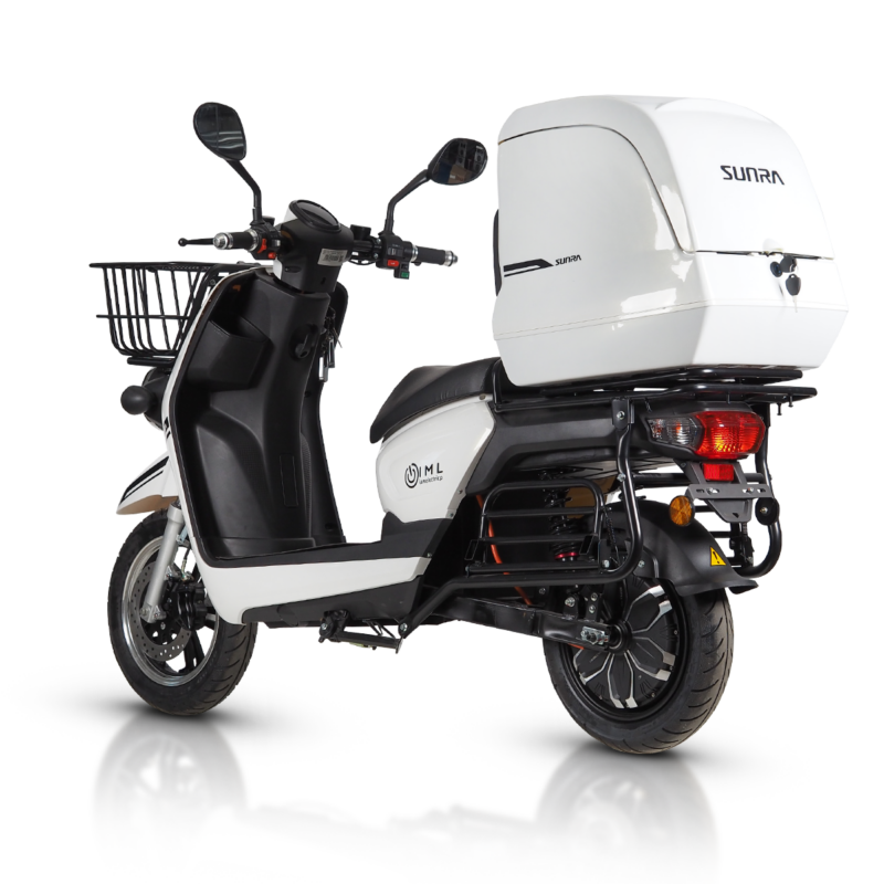 skuter-elektryczny-iamelectric-cagoo-white-4 kopia