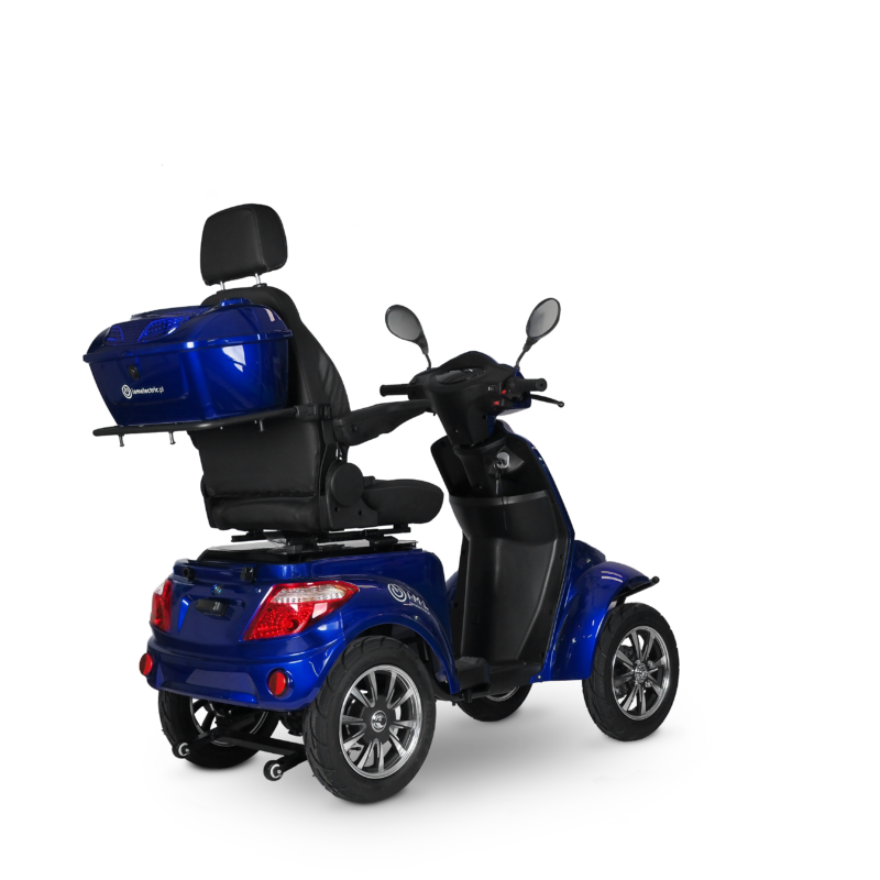 life-4-blue-z-tłem-skos-tył-2