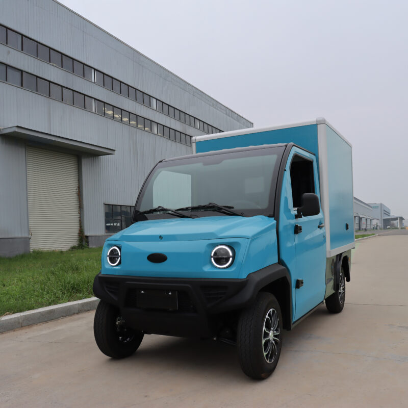 jonway-box-blue-lifestyle-1